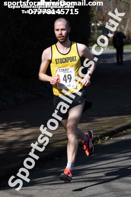 Senior mens Northern 12 Stage Road Relay Champs., Birkenhead Park. Photo: David T. Hewitson/Sports for All Pics